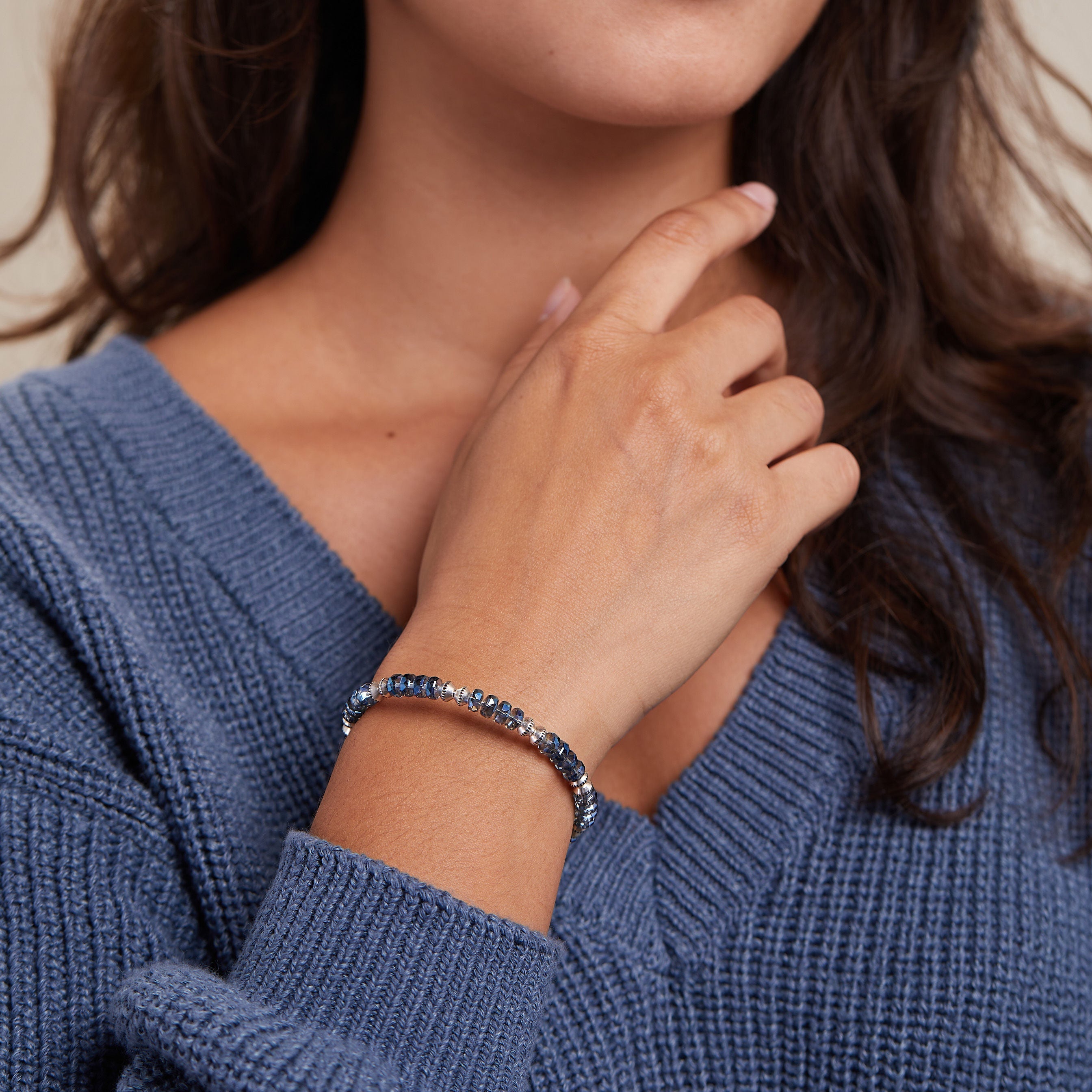dazzle-wrap-bracelet-sapphire-blue-A21WOCTDBRS38101.jpg
