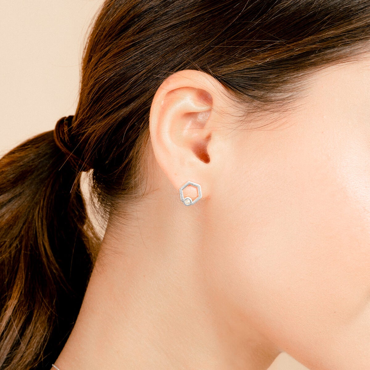 honeycombstudearring-silver.jpg